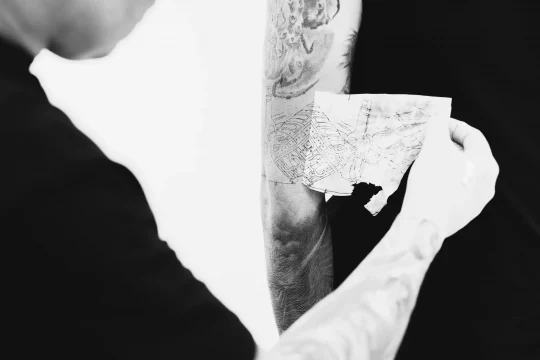 Cuidados del tatuaje: qué hacer antes, durante y después para una curación perfecta